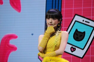 Photos of YENA at media showcase for second mini album 'SMARTPHONE'