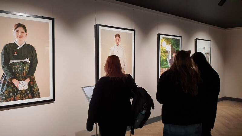 [게시판] 주남아공문화원, 한복 사진전 개최