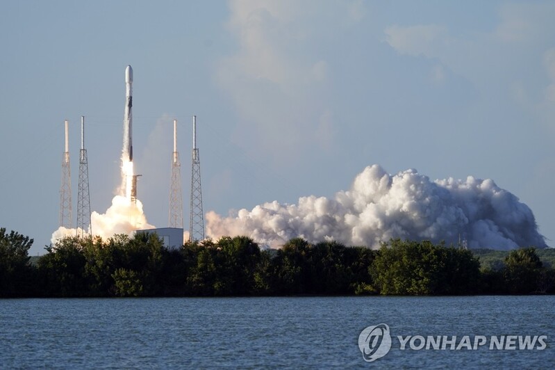(2nd LD) S. Korea's 1st lunar orbiter makes successful communication with ground station