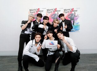 Photos of Stray Kids and NiziU from 'Music Station'