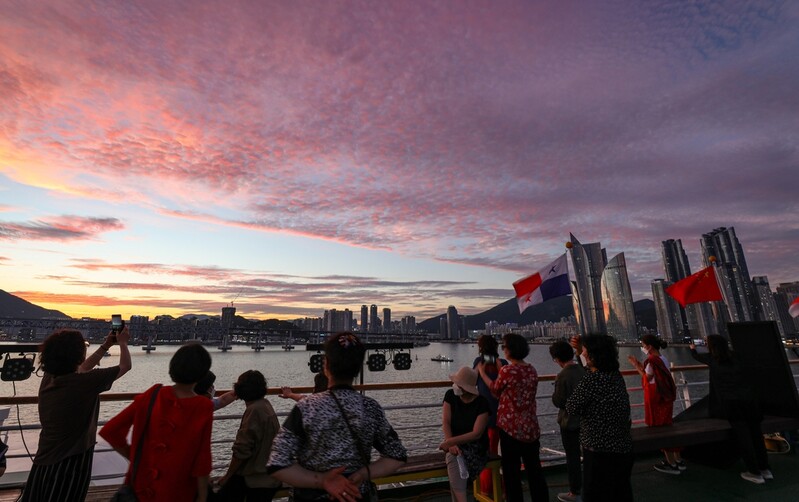 [여행honey] 오륙도 돌아가는 원나잇 낭만 크루즈