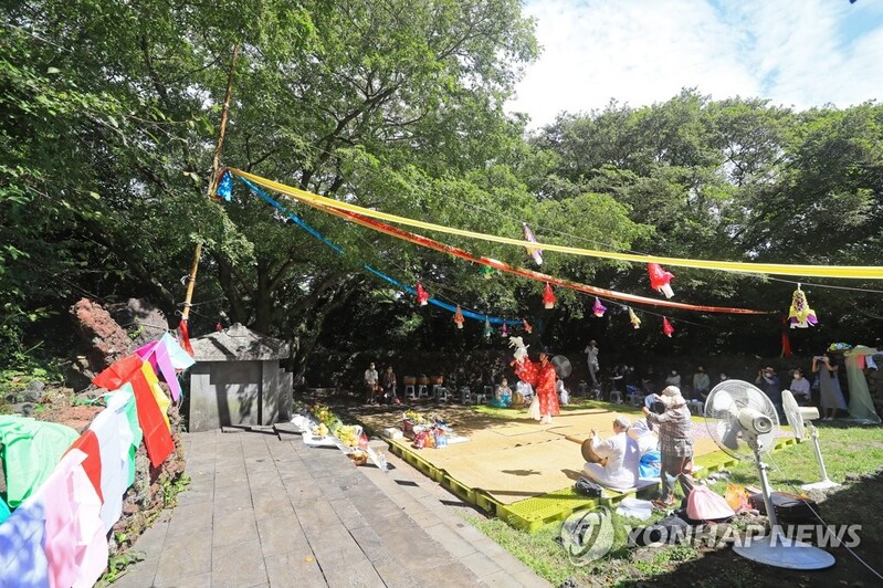풍요와 번성 기원 '마불림제'…제주 송당본향당서 봉행