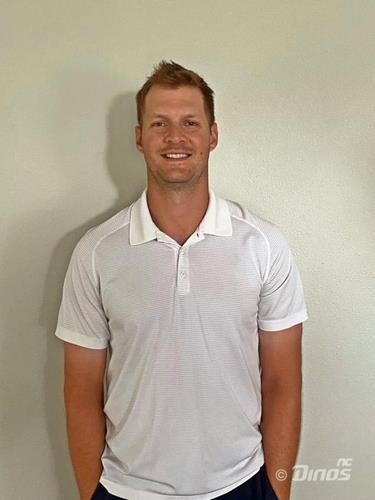 Dinos sign new pitcher Matt Dermody amid late-season push