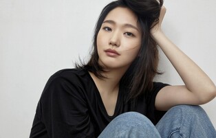 Kim Go-eun and Kang Tae-oh participates in donation for flood victim of heavy rain