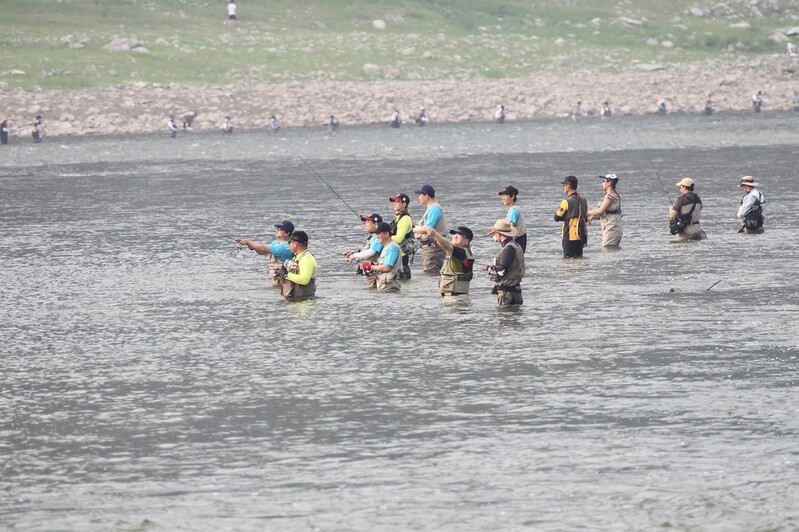 3년 만에 열리는 단양 쏘가리축제…낚시대회 병행