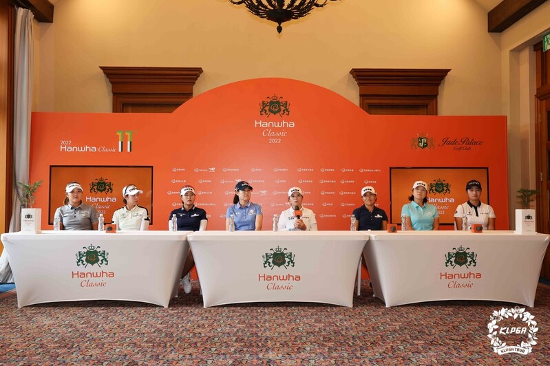 KLPGA 한화클래식 출전 선수들 "러프가 너무 길어요" 한목소리