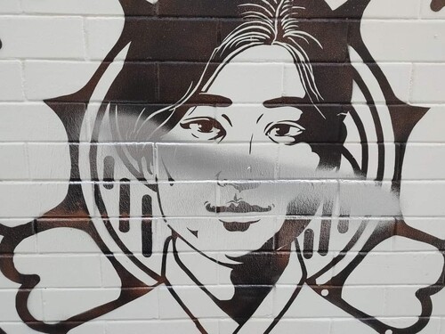 창원시, '항일 여장군' 김명시 훼손 벽화 복원한다