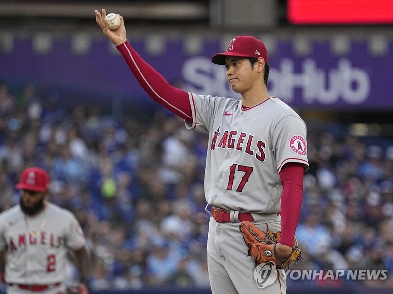 오타니, 토론토전 7이닝 무실점으로 11승…규정이닝 돌파