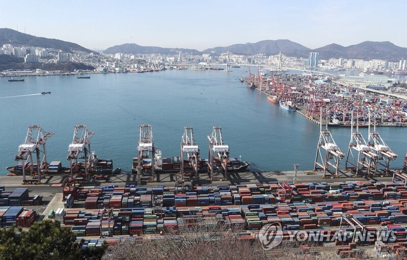 S. Korea ranks 9th among nations with trade surpluses with U.S. in H1: data