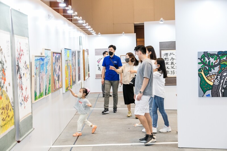 청와대 장애예술인 전시에 관심…3일간 7천명 관람, 작품 판매도