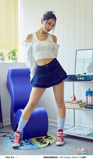 Concept photos of girl group MAKAMAKA's Heesu for new album 'I AM'
