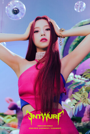 Individual concept photos of NMIXX for second single 'ENTWURF'