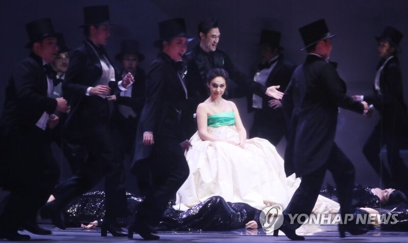 국립오페라단 '호프만의 이야기' 2년만에 다시 무대에