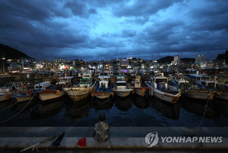 [태풍 힌남노] ICT·게임 업계, 조기 퇴근·재택 근무 체제로 전환