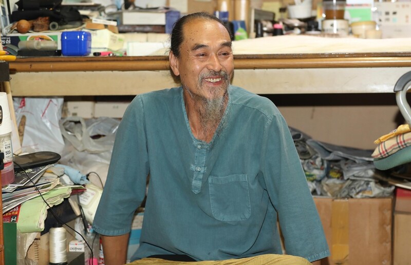 [충북 장인열전] '돈보다 전통'…46년 외고집 붓장이 유필무 필장