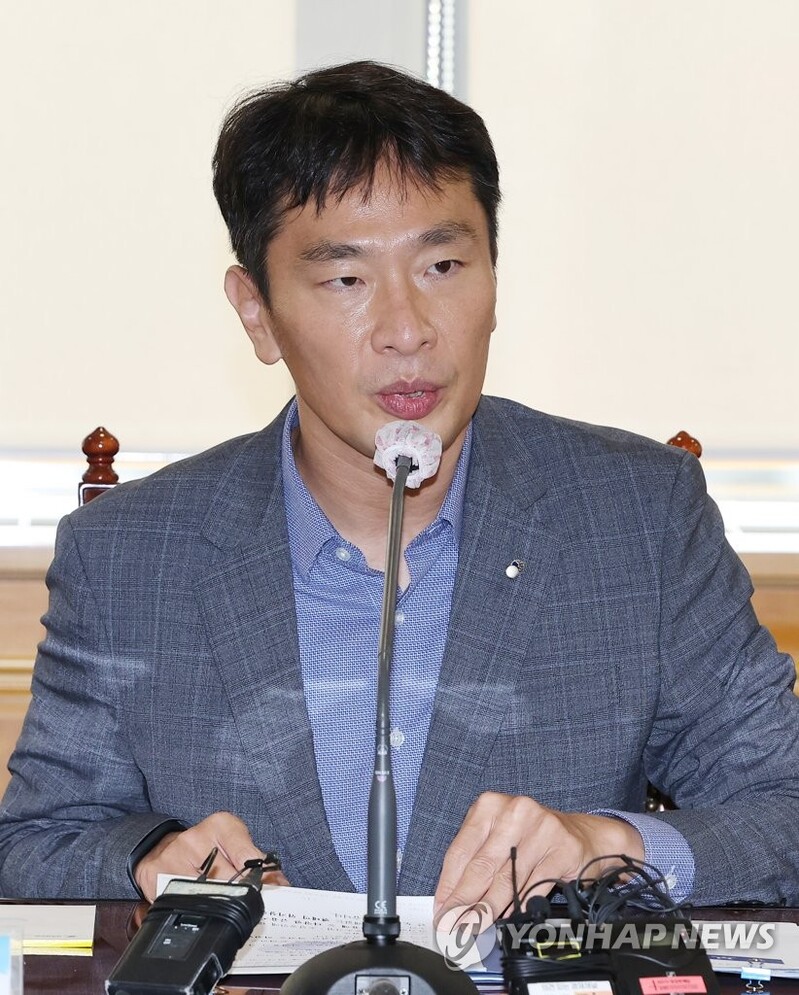 FSS chief vows preemptive, cooperative response to maintain financial market stability