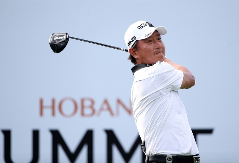 48세 황인춘·13세 안성현, KPGA 투어 전자신문오픈 1R 공동 2위