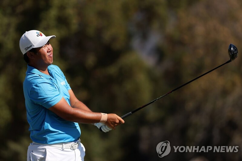 안병훈, PGA 투어 시즌 개막전 2R 공동 3위…선두와 2타 차