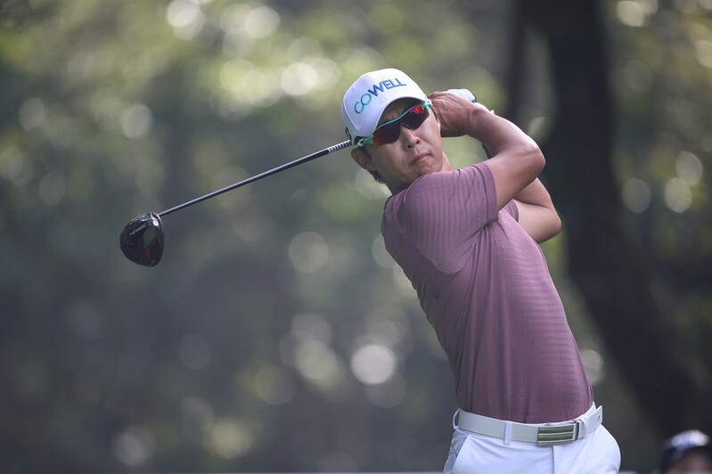 최진호, 전자신문 오픈 제패…5년 만에 KPGA 우승·통산 8승