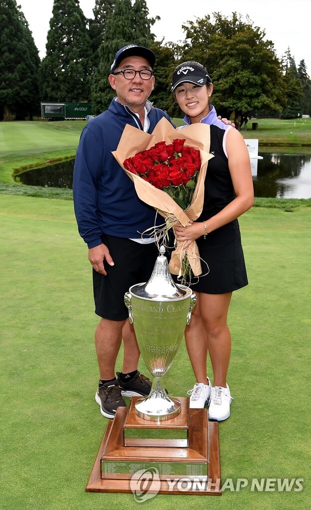 LPGA 투어 우승 앤드리아 리, 소셜 미디어에 'for you 할아버지'