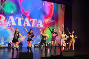 Lapillus performing Gratata during media showcase of first mini album 'GIRL'S ROUND Part. 1 '
