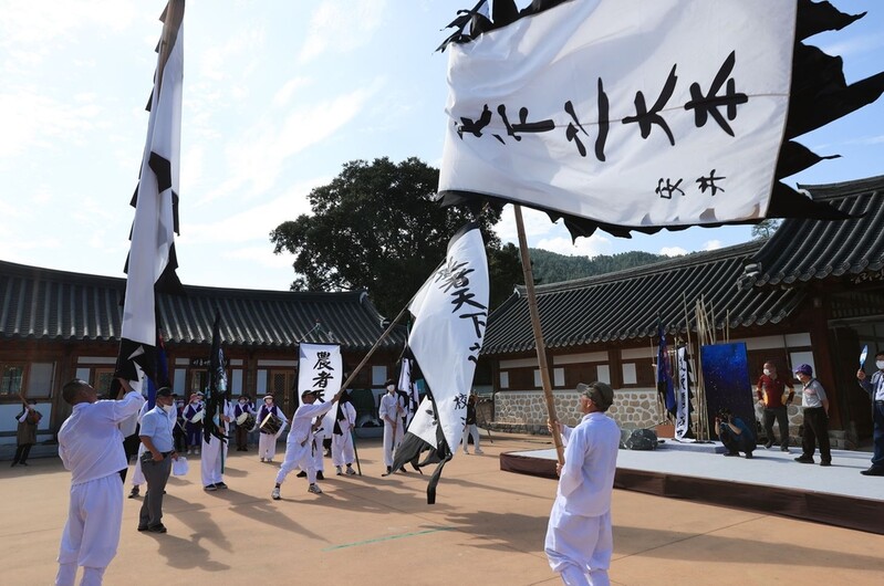 [픽! 익산] 함라서 24일 민속놀이 '농기(農旗) 뺏기' 재현