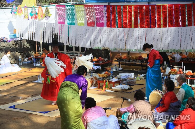 제1회 제주 무형문화재 대전 개막…공연·전시·콘서트 다채