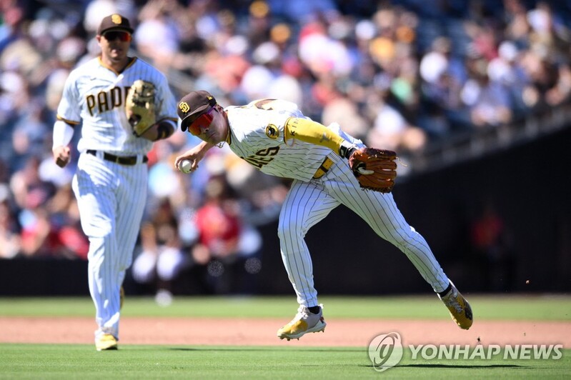 김하성 3경기 연속 안타…샌디에이고는 만루포 맞고 역전패