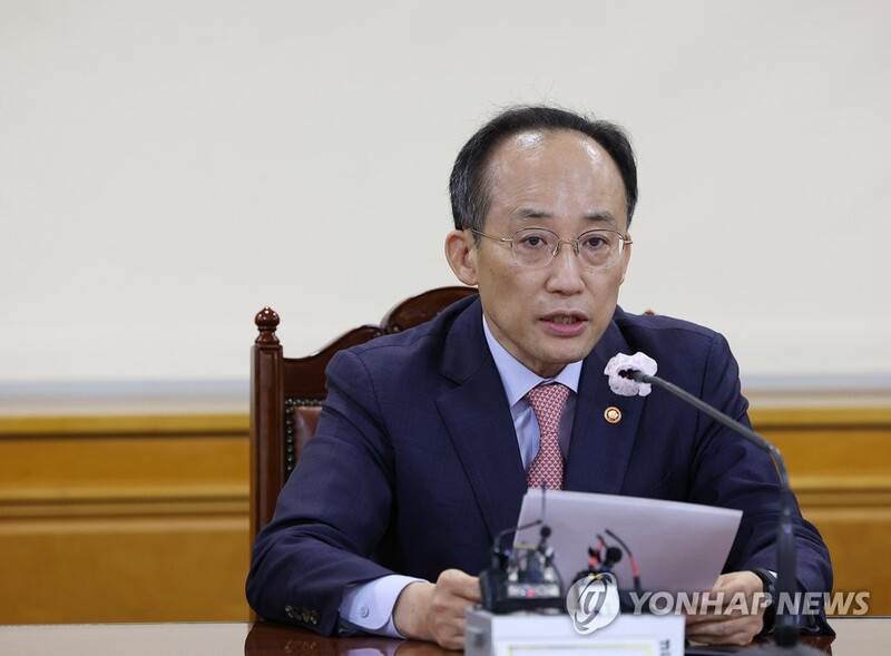 S. Korea preparing 'several' measures to stabilize financial markets: finance minister