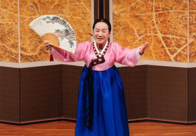 소리꾼 박송희가 남긴 카세트테이프와 사진…기증자료집 발간