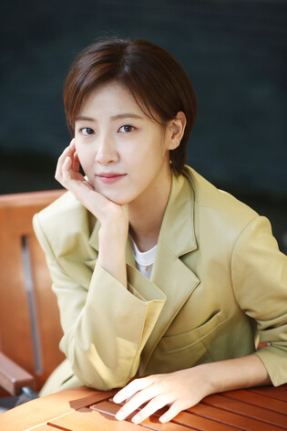 Photos of South Korean actress Bae Da-bin