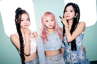 Rookie K-pop girl group Limelight makes debut