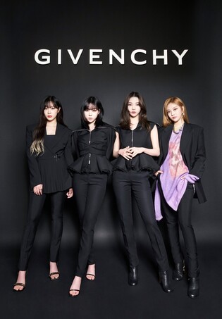 Teaser Image of aespa's attendance at Givenchy's S/S show drops