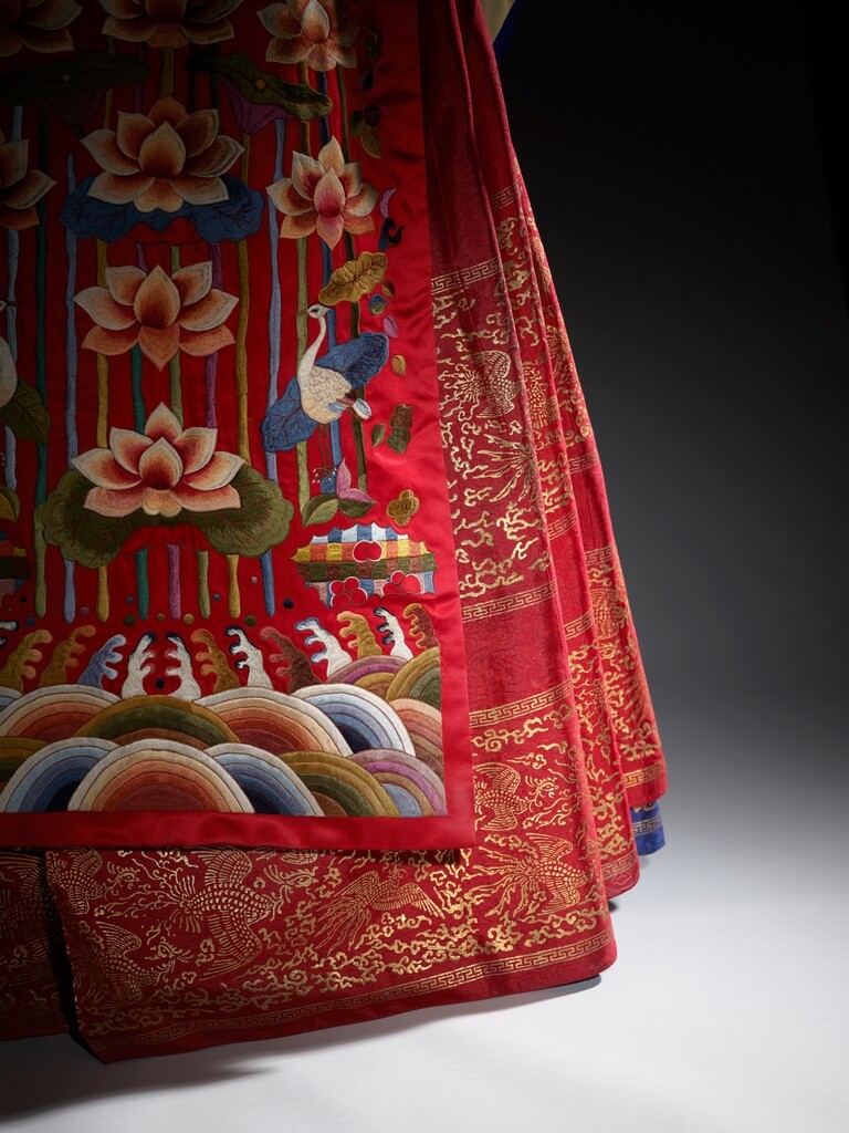 단아하고 절제된 아름다움…볼수록 빠져드는 우리 한복