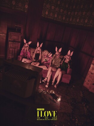 (G)I-DLE's third concept image 'X-File' for 5th mini album 'I Love'