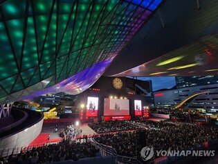 [Weekly Digest: OCT.3 - OCT.9] Busan film festival back in full force with packed events...Stray Kids drops love song of its own style