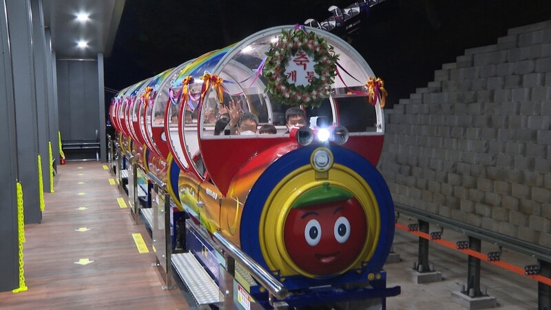 예산 예당호 모노레일 개통…"출렁다리·음악분수 조망"