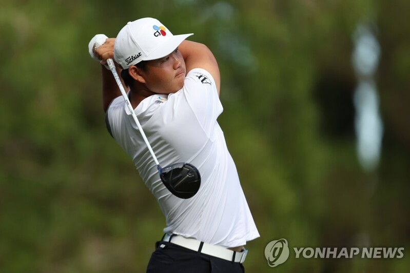 (LEAD) S. Korean Kim Joo-hyung captures 2nd career PGA Tour win in Las Vegas