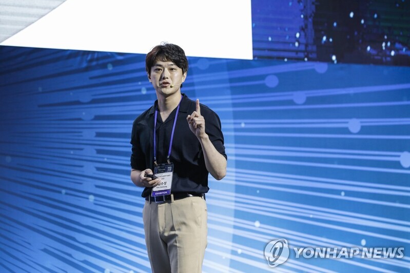 Uh2sa Market connects S. Korea's apparel retail biz with price competitive Chinese goods