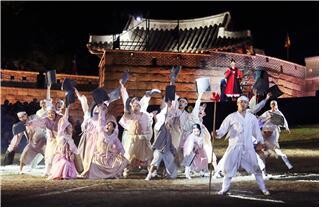 부산 동래읍성역사축제 14일 개막…3년 만에 정상 개최