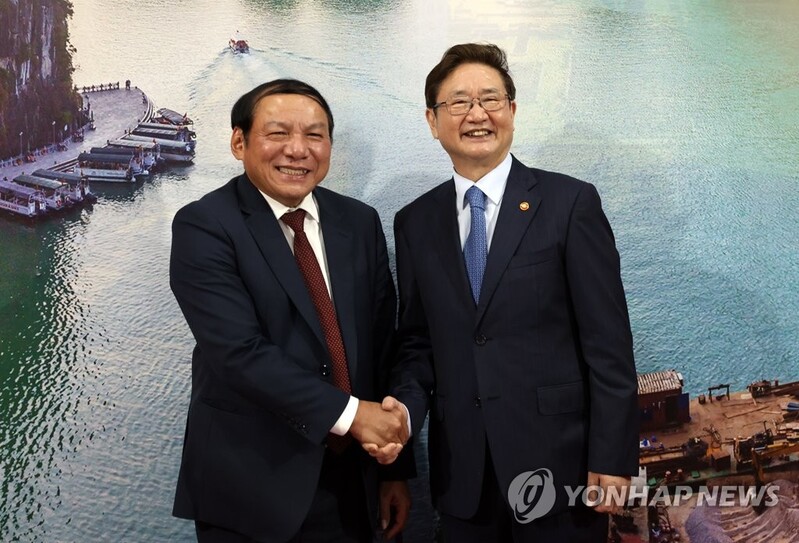 한·베트남 문체부 장관 면담… "협력 기회 더 많이 만들자"