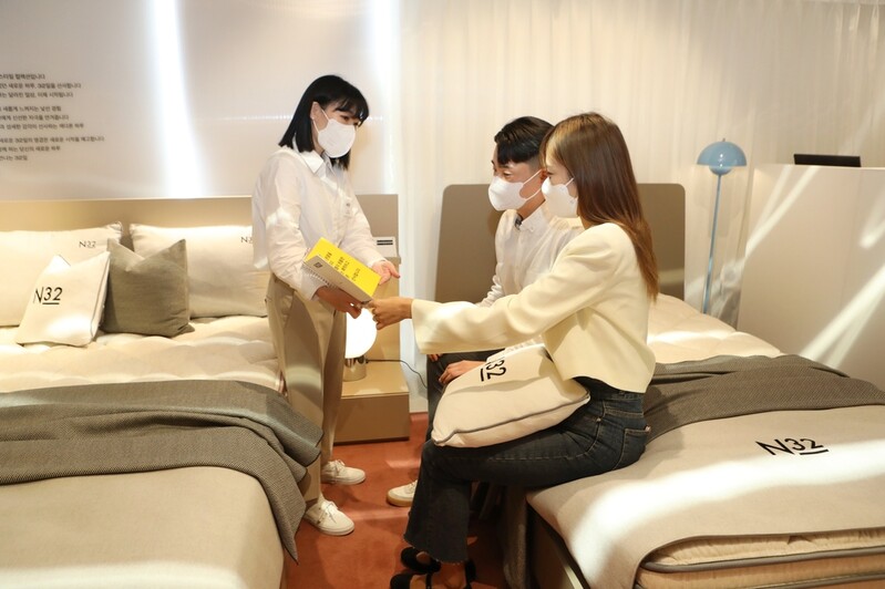 코로나 이전보다 침대 매출 30% ↑…호캉스 유행 지속