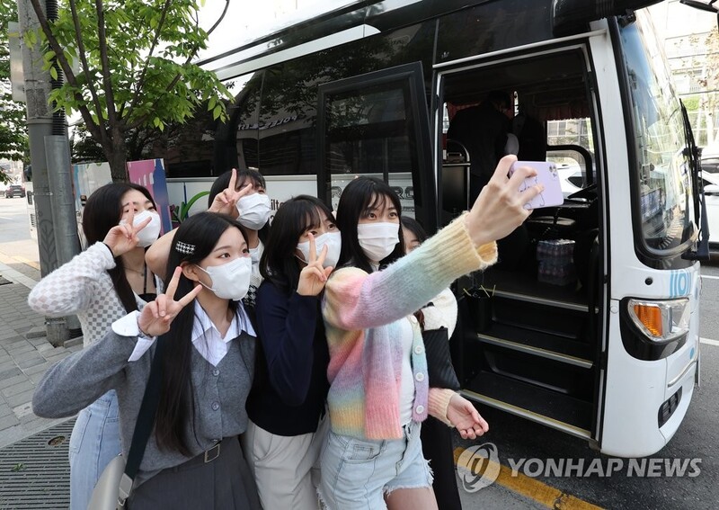6만 수학여행단 몰리는 제주, 전세버스 기사 '인력난'