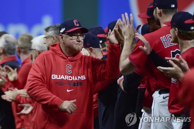 MLB 클리블랜드, 내년에도 프랑코나 감독에 지휘봉 맡긴다