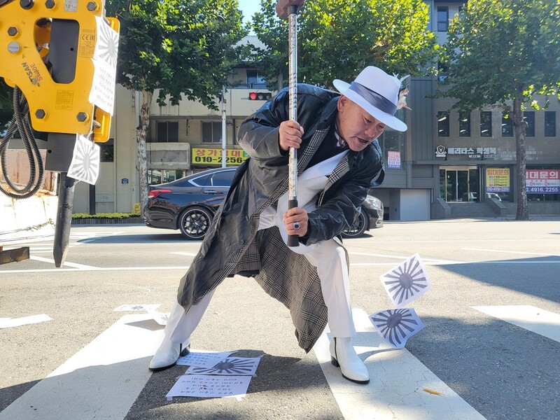 "日 건축양식"vs"건축계 모욕"…옛 청주시청사 철거 논란 가열