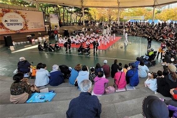 '3년 만에 맞는 신바람'…고양시 곳곳 마을 축제 한마당