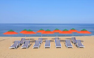 BTS photo zone in Maengbang beach strong enough to endure ocean wind