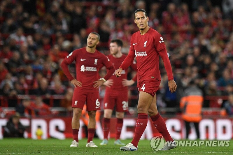 리버풀, 안필드서 EPL 30경기 만에 패배…리즈에 1-2로 덜미