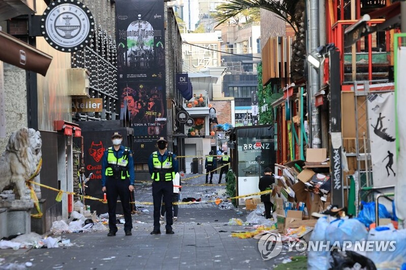 Social media urge users to refrain from spreading disturbing footage, false info on Itaewon stampede