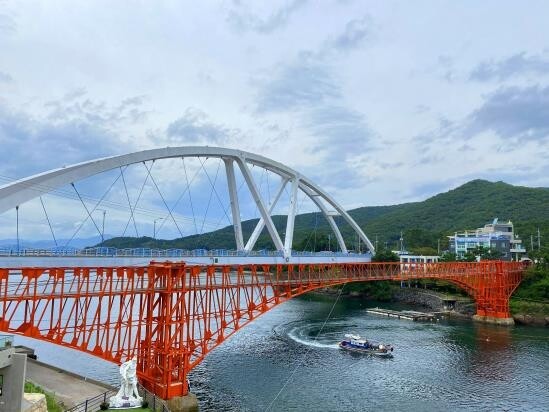 '창원 콰이강의 다리' 스카이워크 밤에 더 화려해진다